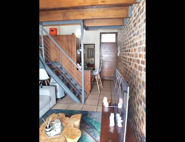 1 BEDROOM APARTMENT FOR SALE IN DASSIE RAND